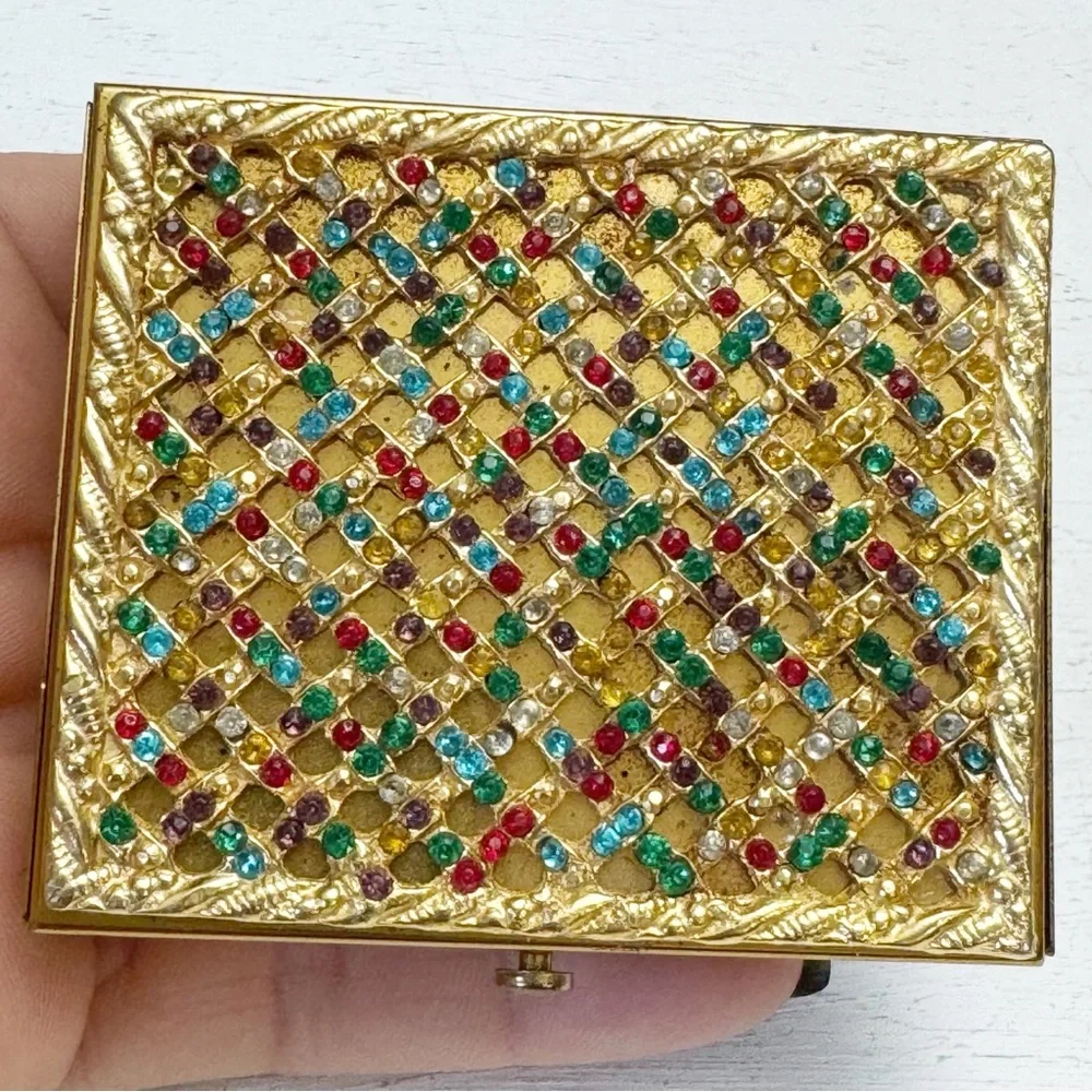 Vintage 1950s Dorset Fifth Ave Multicolor Rhinestone Compact Goldtone